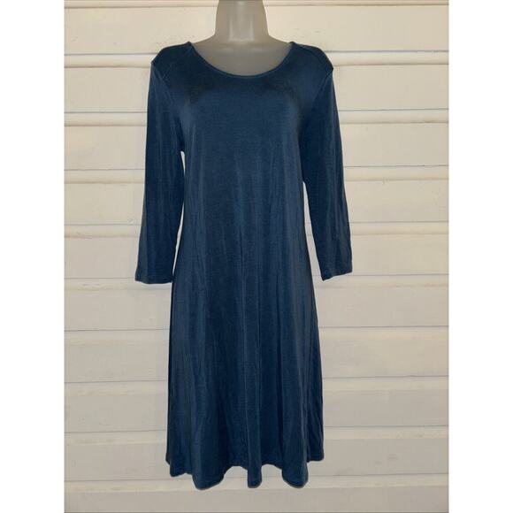 Garnet Hill Dresses & Skirts - Garnet Hill 3/4 Sleeve Pullover Shift Dress Size M
